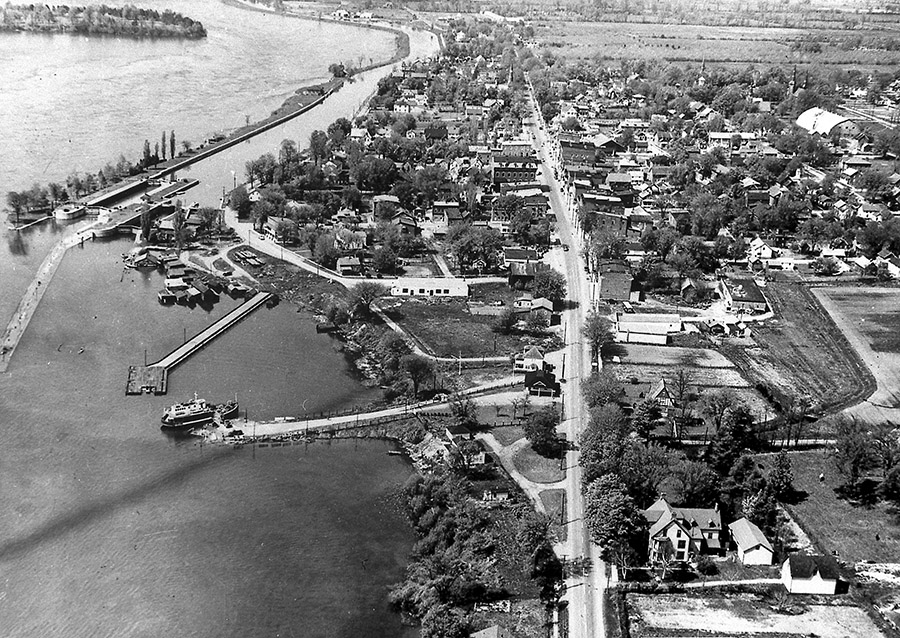 St. Lawrence Piks Old Morrisburg Aerial Photo HP21